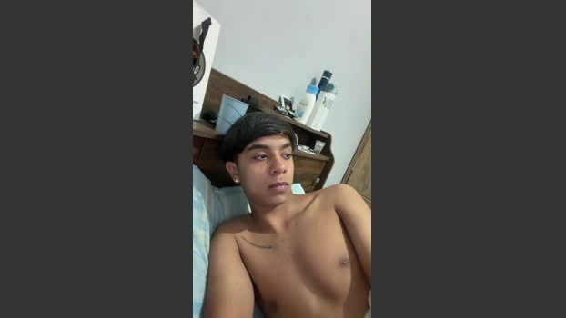 gusztaa Live 14-07-2026 Gay Cam big yummy