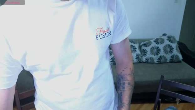 johnnylove22 Live 14-07-2026 Gay Cam amateur sexykitty