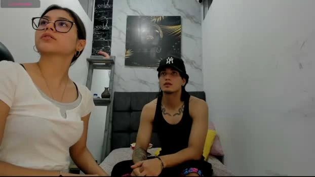 sweetauracouple Live 14-07-2026 Gay Cam naughty fuckme