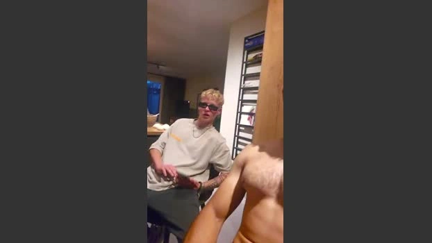 Dirtykoppel Live 15-07-2026 Gay Cam bigcock striptease