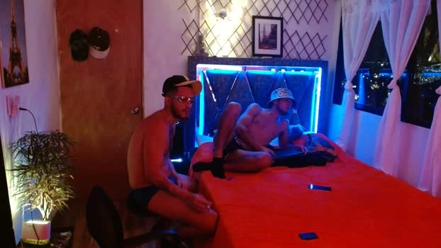 Elchino22xxl Live 15-07-2026 Gay Cam bigass show