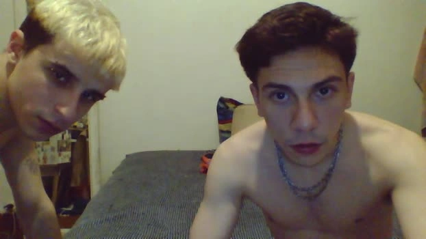 Miloverboy Live 15-07-2026 Gay Cam spank playtime