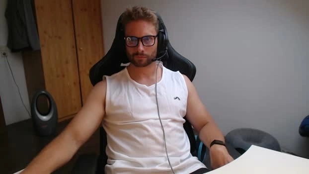 blueeyes839 Live 14-07-2026 Gay Cam deepthroat jerking