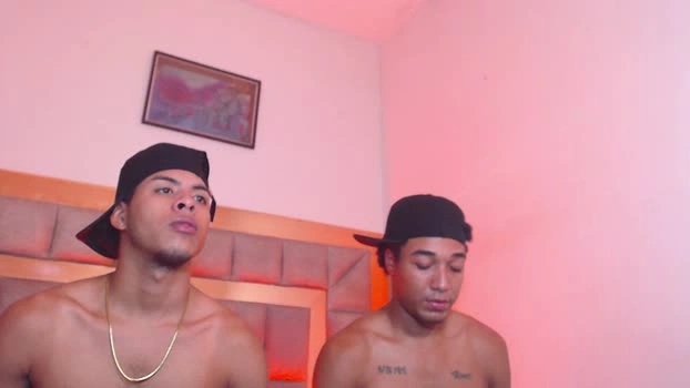 Brandonyadrian Live 17-07-2026 Gay Cam hard ass