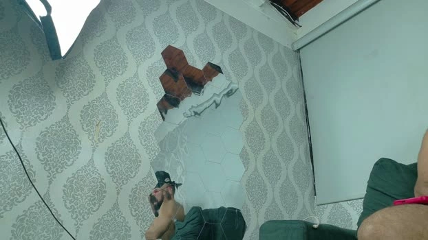 Michael_twinkk Live 19-07-2026 Gay Cam horny beauty