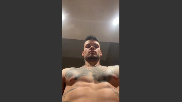 nicolas2471 Live 21-07-2026 Gay Cam fuckhard bigcock