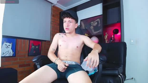 Rself22 Live 22-07-2026 Gay Cam toys sexybody
