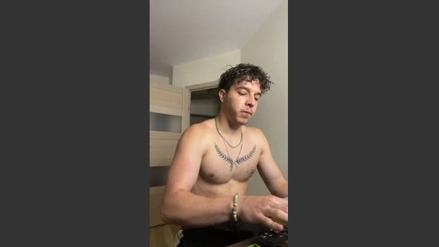 bravo_maestro Live 21-07-2026 Gay Cam sexyfeet big