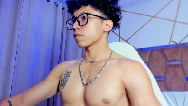 Akaza_ Live 24-07-2026 Gay Cam fuckme sex