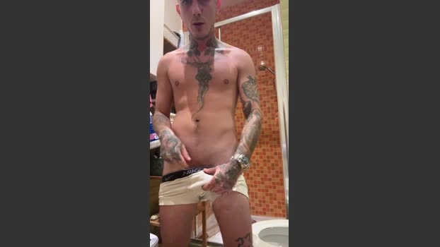 Tattoo Live 24-07-2026 Gay Cam fingering ass